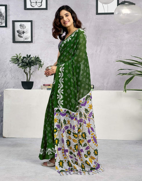 Vasthrlay Womens Printed Green Saree With Black Unstitched Blouse Piece
