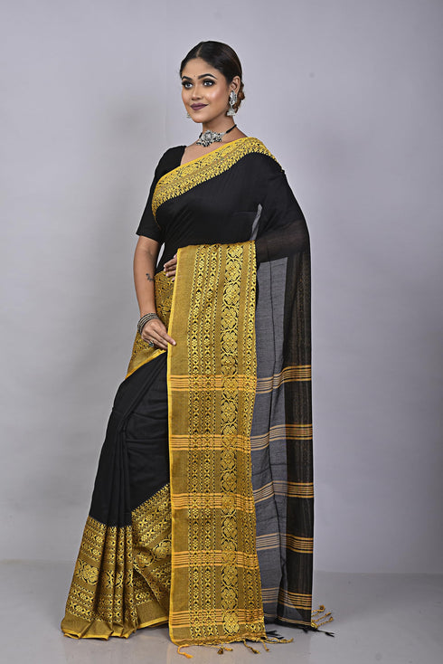 Vasthrlay Begampuri Traditional Saree