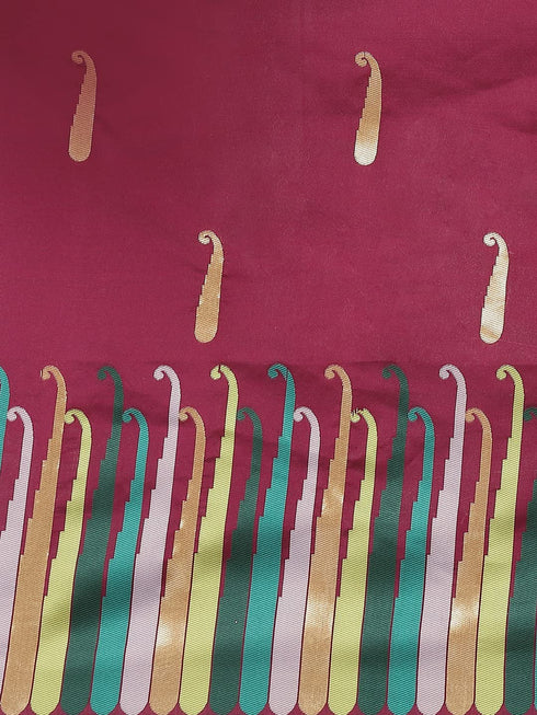 Vasthrlay Banarasi Weaving Saree