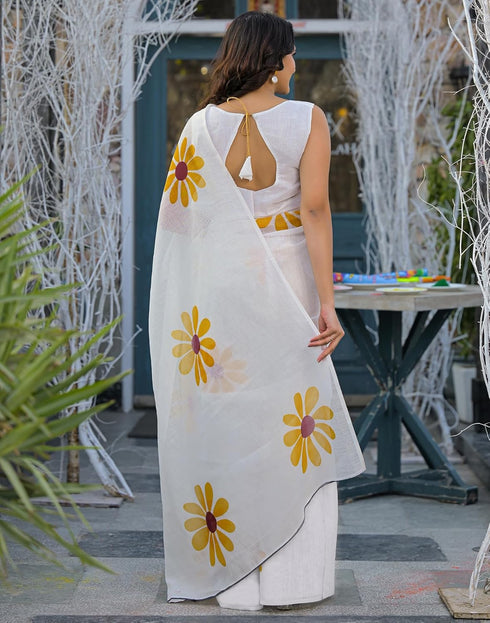 Vasthrlay Womens Printed Unstitched Off White Saree