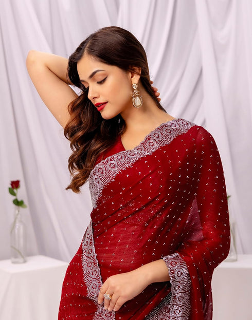 Vasthrlay Chiffon Scalloped Maroon Saree With Maroon Unstitched Blouse Piece
