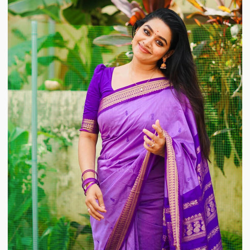 Vasthrlay Kanjivaram Tassels Saree