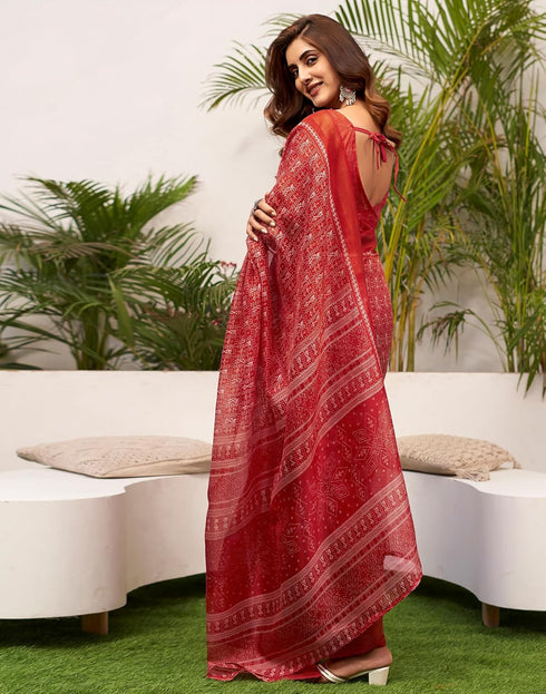 Vasthrlay Womens Printed Unstitched Green Saree