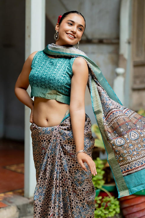 Vasthrlay Fashion Handloom Printed Dusty Ethnic Wear