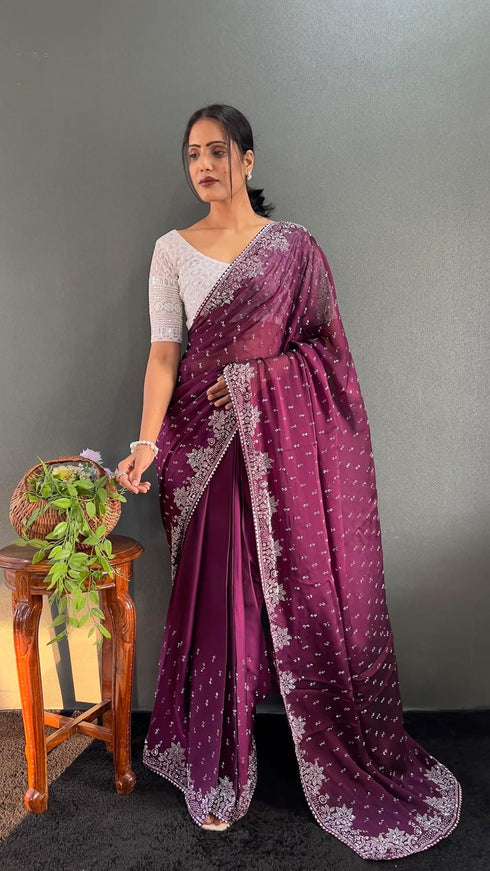 Vasthrlay Designer Georgette Border Traditional