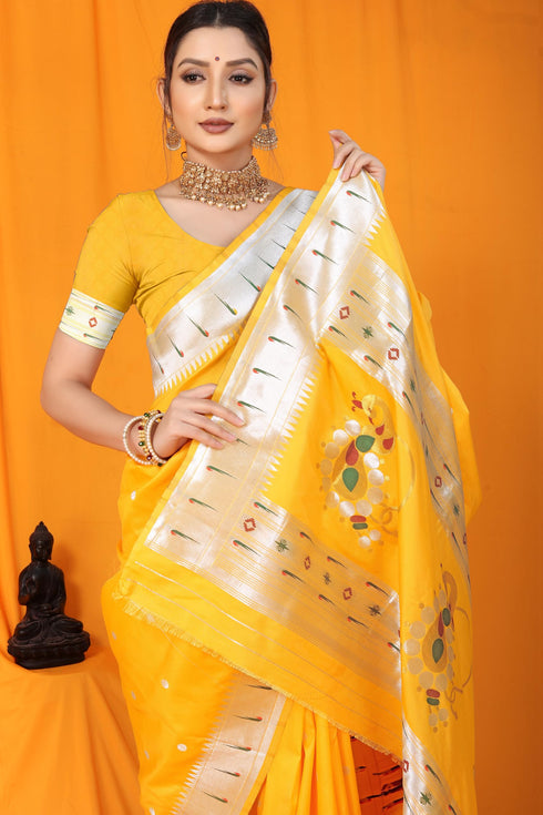Vasthrlay Paithani Unstitched Saree