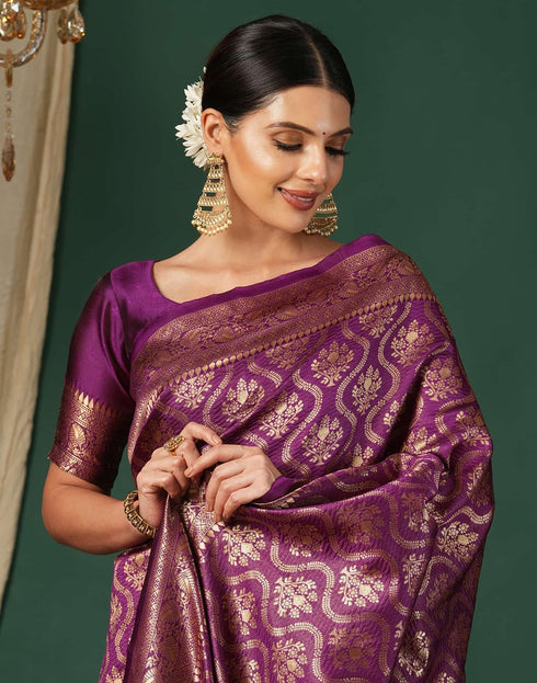 Vasthrlay Maroon Traditional Unstitched Saree