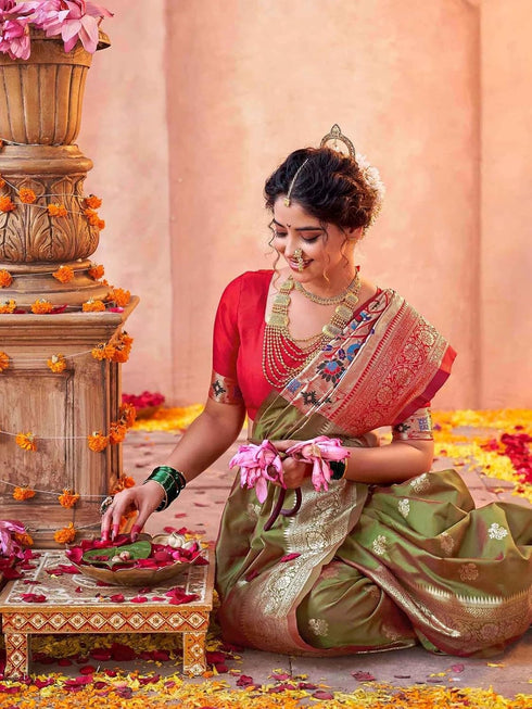 Vasthrlay Weaving Paithani Unstitched Dark Green Saree