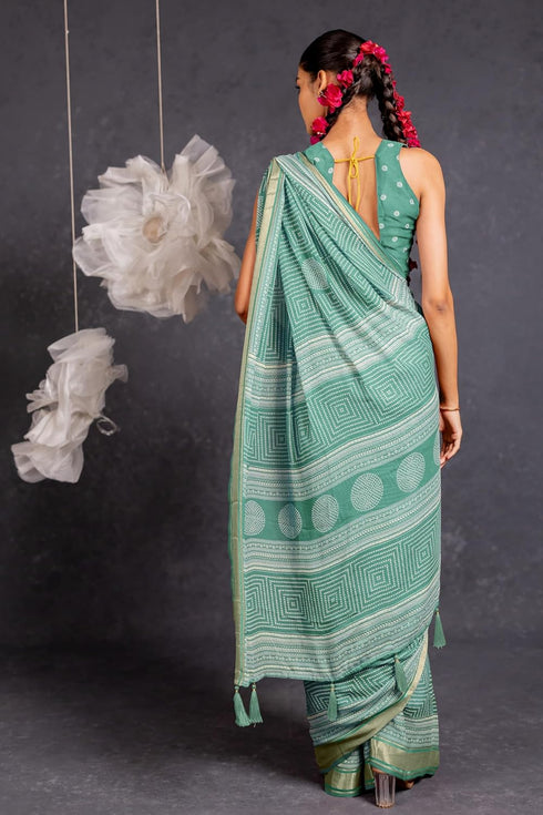 Vasthrlay Fashion Georgette Bandhani Printed Ethnic Wear