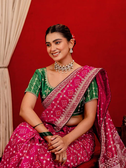 Vasthrlay Printed Bandhani Peacock Saree