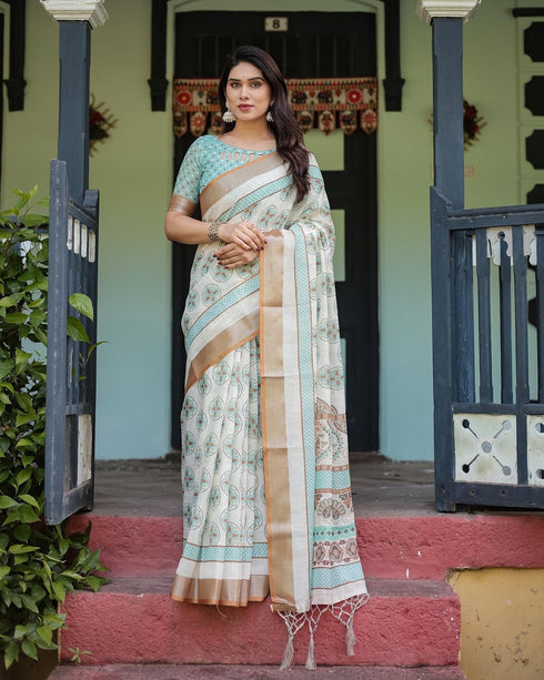 Vasthrlay Handwoven Printed Tasselled Saree