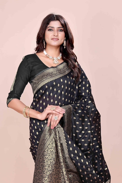 Vasthrlay Wedding Saree