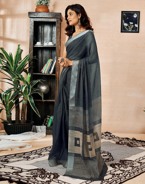Vasthrlay Womens Printed Dark Green Saree With Unstitched Blouse Piece