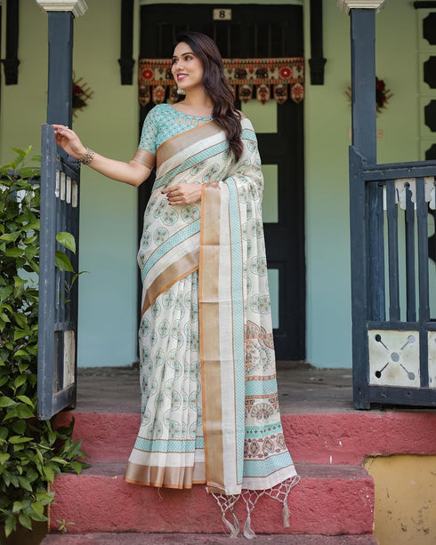 Vasthrlay Handwoven Printed Tasselled Saree
