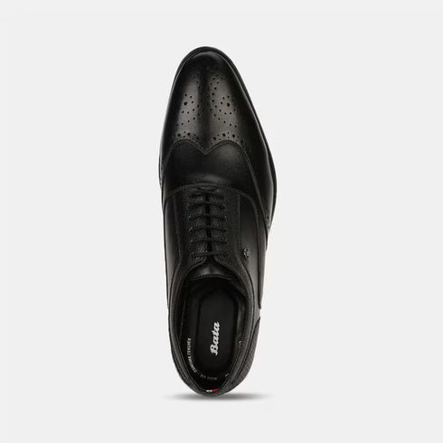 Bata Black Textured Oxford Style Formal Shoes For Men