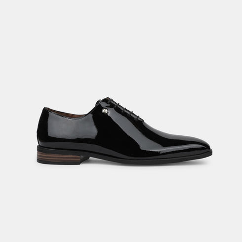 Hush Puppies Black Derby Formal Shoes For Men (Style 8386002)