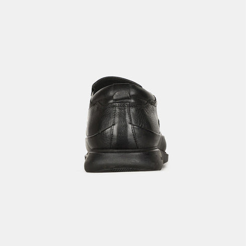 Hush Puppies Black Slip On Formal Shoes For Men (Style 8546867)