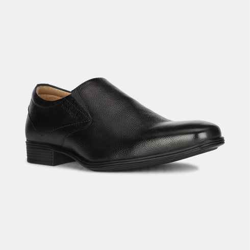 Hush Puppies Black Slip On Formal Shoes For Men (Style 8556132)