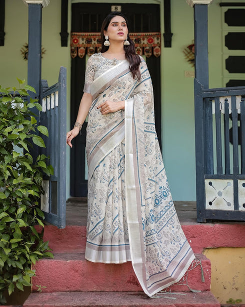 Vasthrlay Handwoven Printed Tasselled Saree
