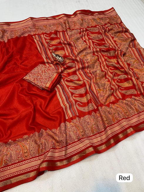 Vasthrlay Saree Kashmiri Floral