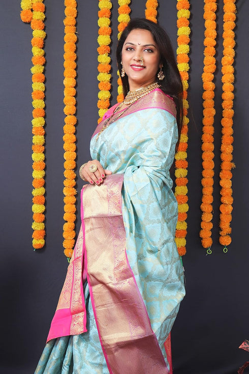 Vasthrlay Kanjivaram Handloom Golden Ethnic Wear