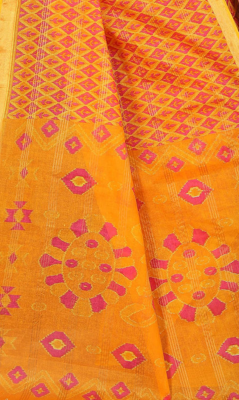 Vasthrlay Cotton Printed Green Saree