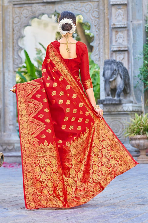 Vasthrlay Banarasi Rama Ethnic Wear