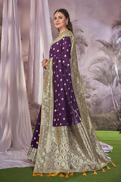 Vasthrlay Banarasi Embroidery Blouse Piece Mn1900