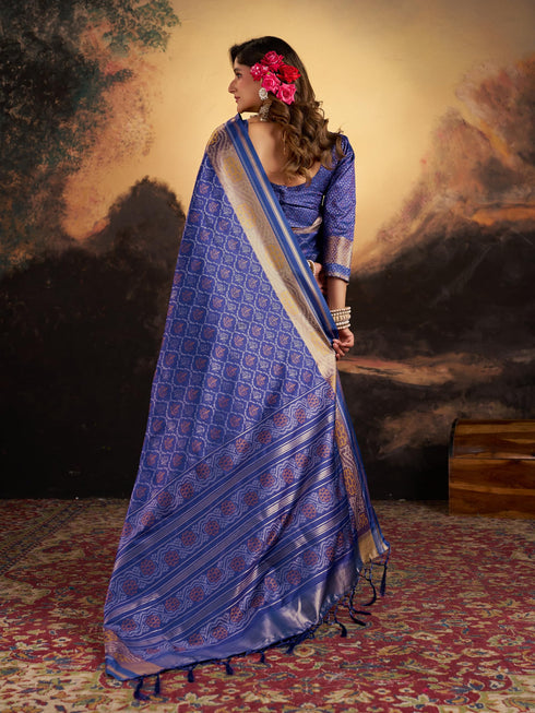 Vasthrlay Kanjivaram Unstitched Saree