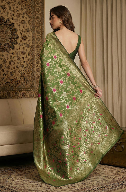 Vasthrlay Jacquard Floral Saree