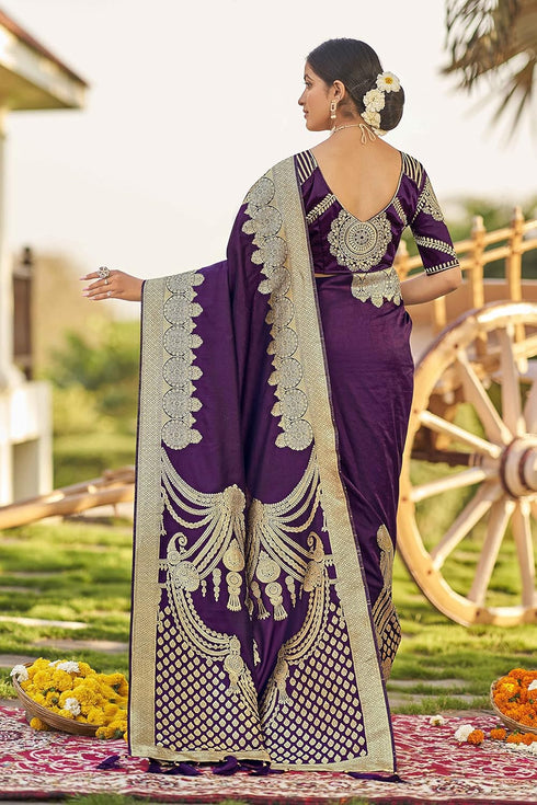 Vasthrlay Adorable Pattern Banarasi Piece Mn1745