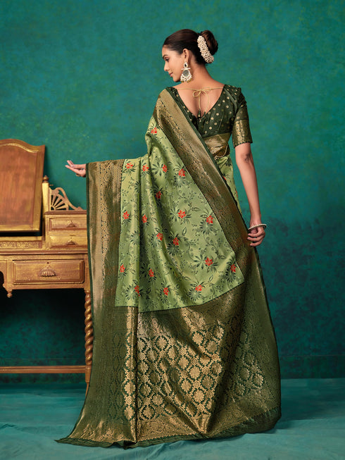 Vasthrlay Banarasi Floral Saree