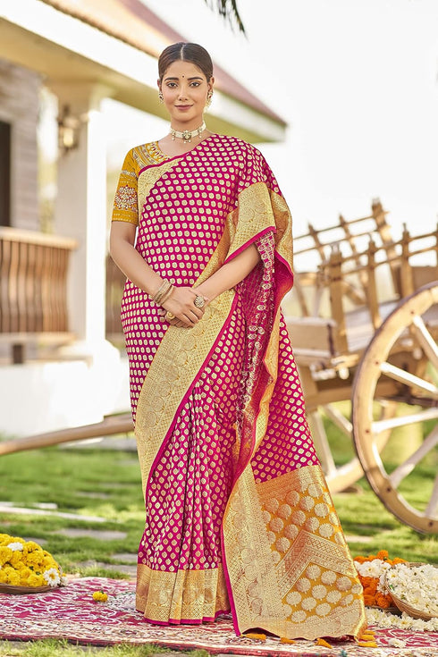 Vasthrlay Adorable Pattern Banarasi Piece Mn1738