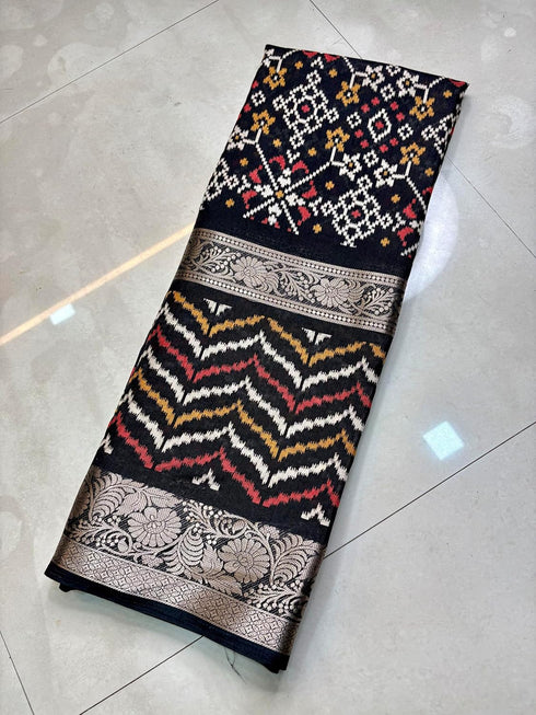 Vasthrlay Kalamkari Printed Saree