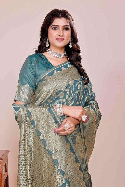 Vasthrlay Wedding Saree