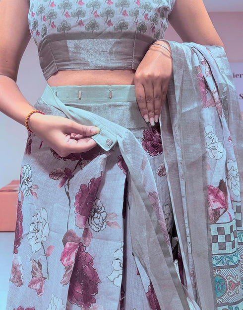 Vasthrlay Womens Printed Unstitched Cream Saree