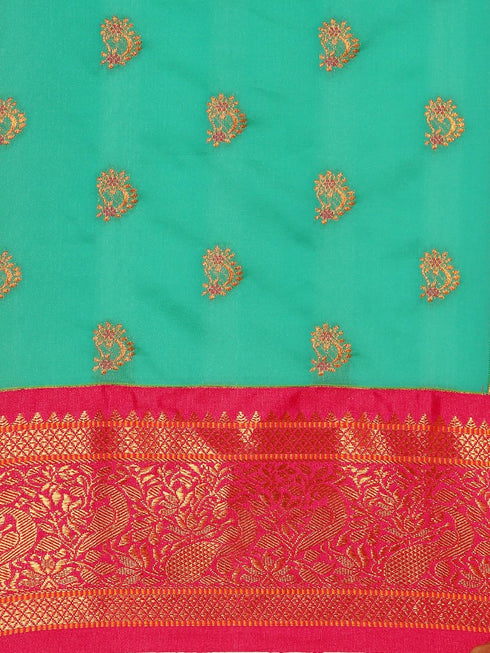 Vasthrlay Pheshwai Bottle Saree
