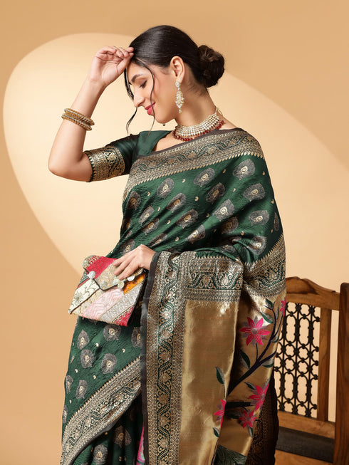 Vasthrlay Paithani Saree