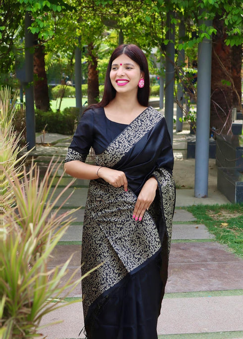 Vasthrlay Tussar Handloom Saree