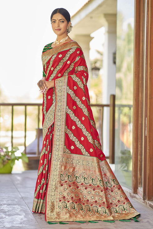 Vasthrlay Adorable Pattern Banarasi Piece Mn1738