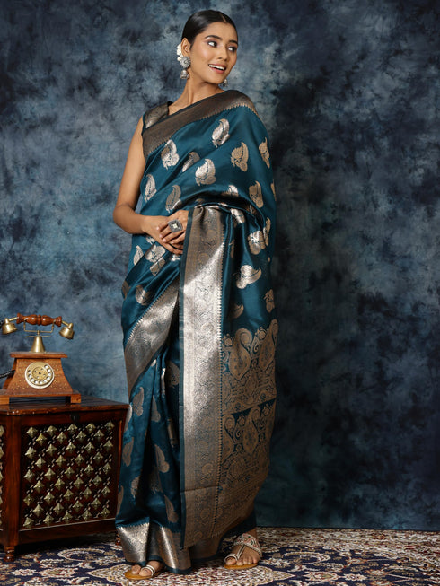 Vasthrlay Banarasi Floral Saree