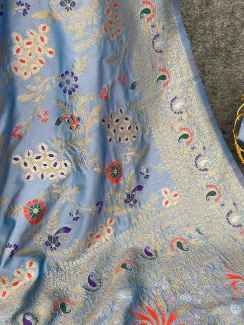 Vasthrlay Banarasi Woven Saree