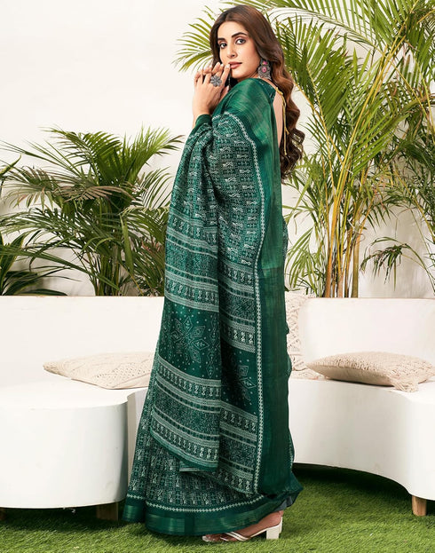 Vasthrlay Womens Printed Unstitched Green Saree