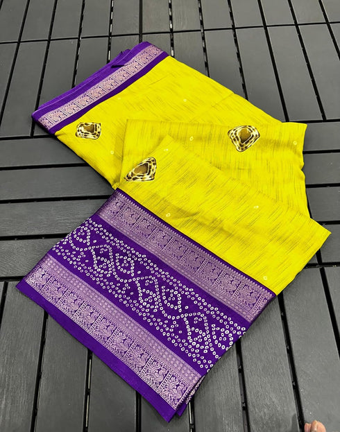 Vasthrlay Tussar Bandhani