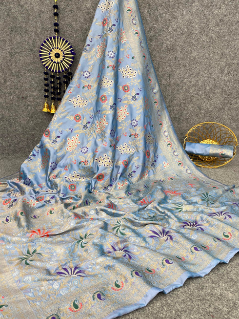 Vasthrlay Banarasi Woven Saree
