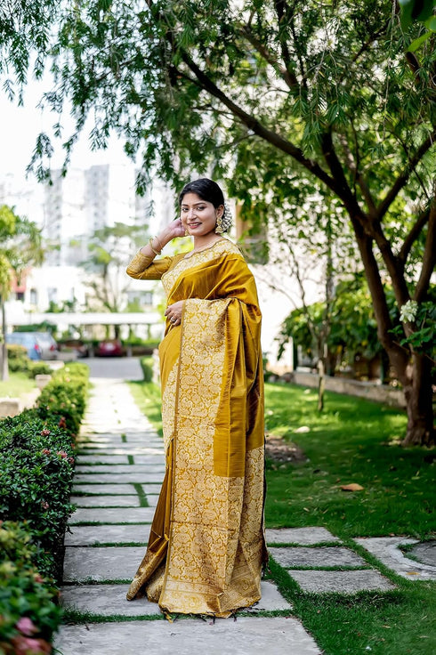 Vasthrlay Tussar Handloom Saree