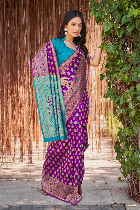 Vasthrlay Banarasi Premium Red Ethnic Wear