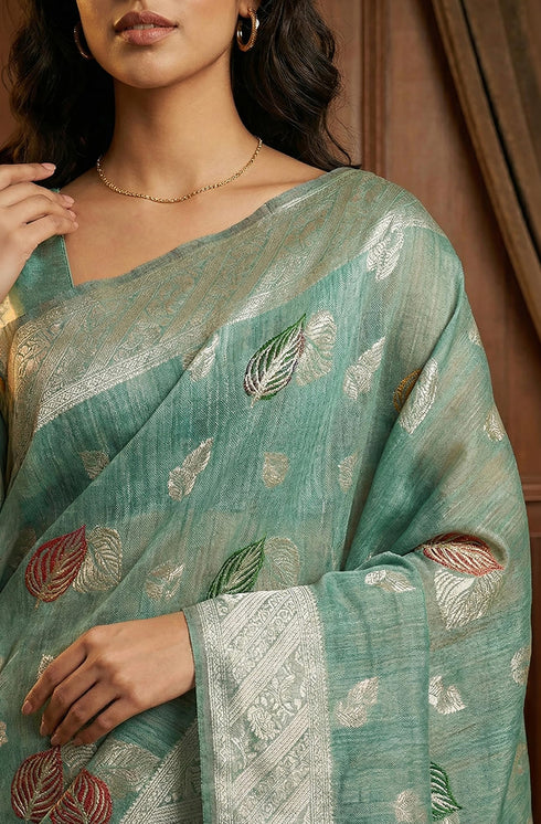 Vasthrlay Jacquard Floral Saree