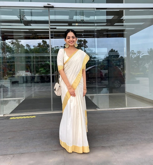 Vasthrlay White Unstitched Saree