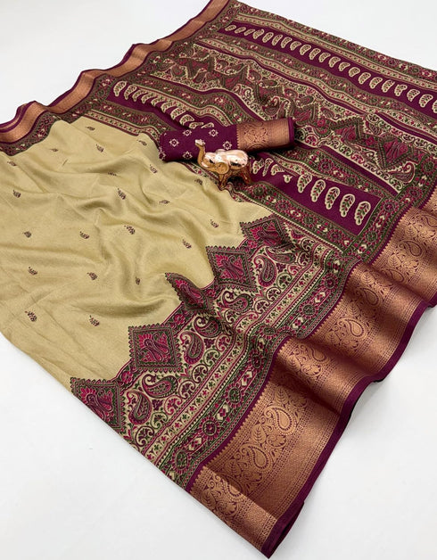 Vasthrlay Kashmiri Weaving Contrast